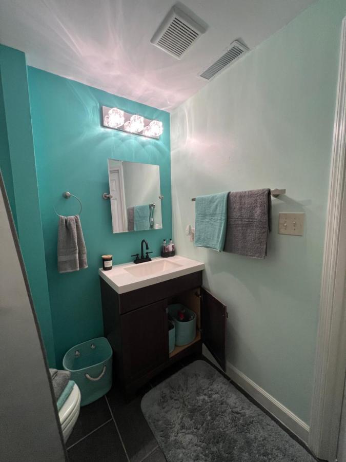 Cozy Loft With Parking And Private Patio W/ Grill Apartman Wilmington  Kültér fotó
